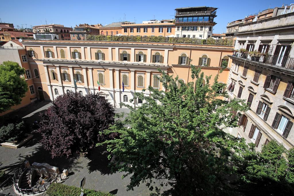 Trianon Borgo Pio Aparthotel Roma Eksteriør bilde
